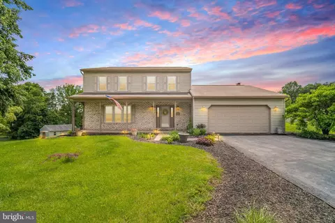 1312 Taxville Rd, York, PA 17408
