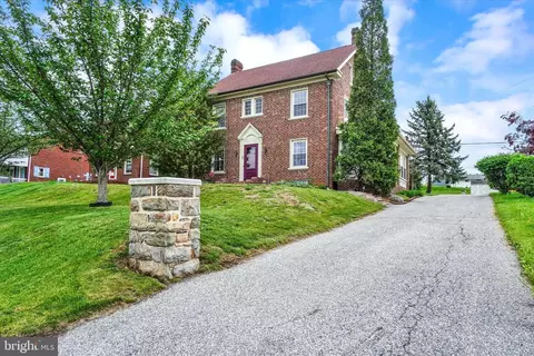 3070 W Market St, York, PA 17404