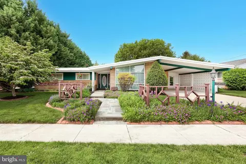100 West Ave, Hanover, PA 17331