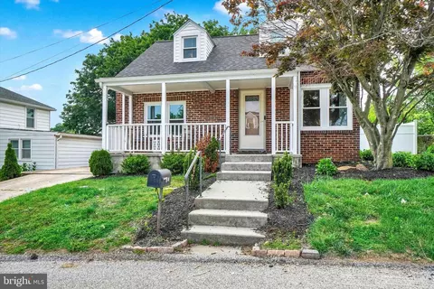 Exterior - 50 1st St, Windsor, PA 17366 photo 2 of 9