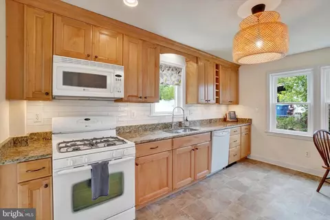 Kitchen - 50 1st St, Windsor, PA 17366 photo 1 of 2