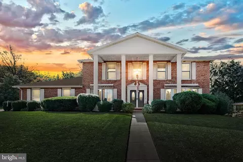 3410 Blackfriar Ln, York, PA 17402