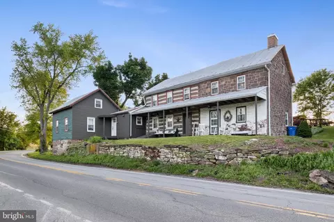 701 Potts Hill Rd, Lewisberry, PA 17339