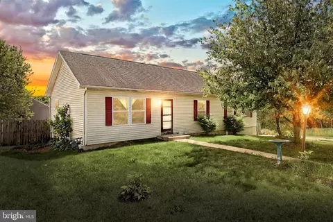 7 Wellyn Dr, Windsor, PA 17366