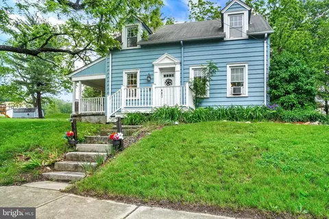 125 N Main St, York New Salem, PA 17371