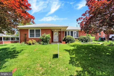217 Willow St, Hanover, PA 17331
