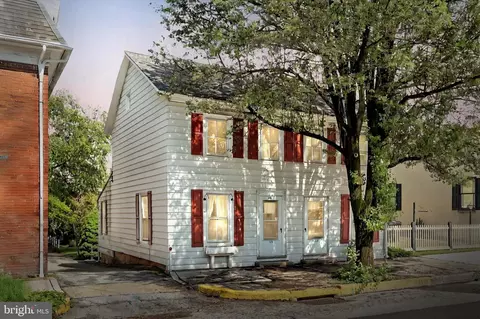 13 N Main St, Shrewsbury, PA 17361