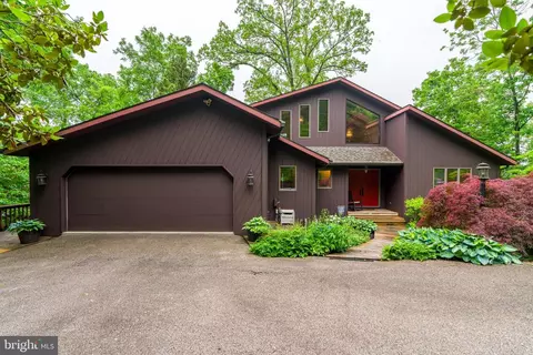 3660 Springetts Dr, York, PA 17406