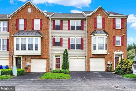 85 Messina Ct, Shrewsbury, PA 17361