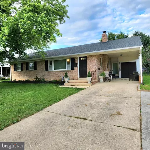 1009 Keith Dr, Hanover, PA 17331
