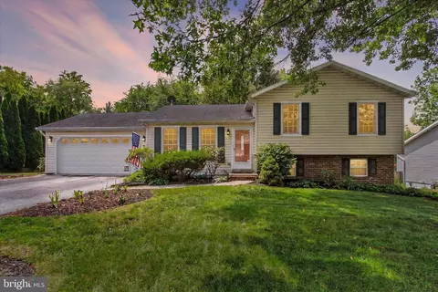 325 Jasmine Dr, Hanover, PA 17331