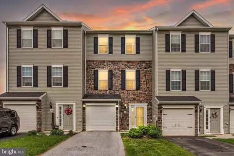 31 Holstein Dr, Hanover, PA 17331