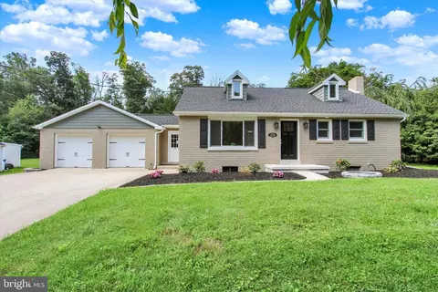 1104 Moulstown Rd N, Hanover, PA 17331