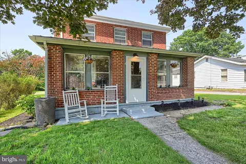 2606 Broad St, West York, PA 17404