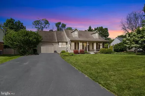 4441 Cedarwood Dr, York, PA 17402
