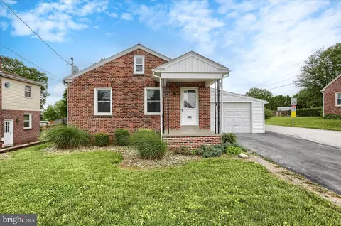 2158 Windsor Rd, Windsor, PA 17366
