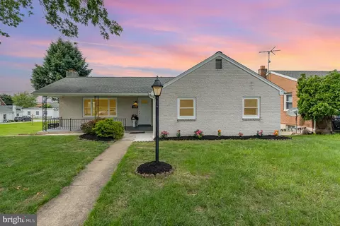 145 Woodland Ave, York, PA 17404