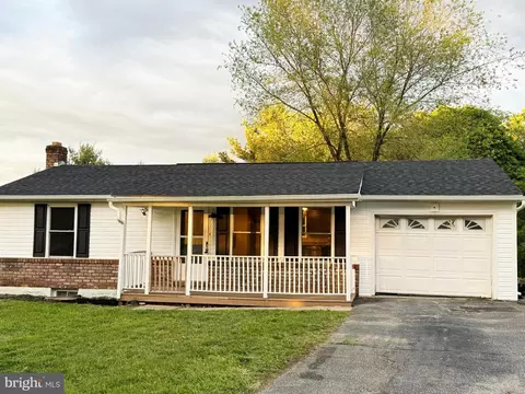 2969 Exeter Dr, York, PA 17403