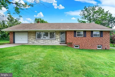 20 Corriedale Rd, Manchester, PA 17345