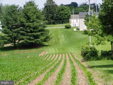 Sherwood Road, York, PA 17408