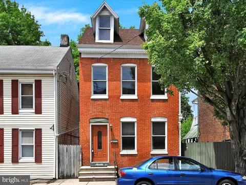 871 E Market St, York, PA 17403