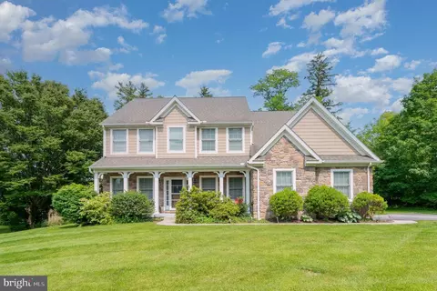 1011 Wyndham Dr, York, PA 17403
