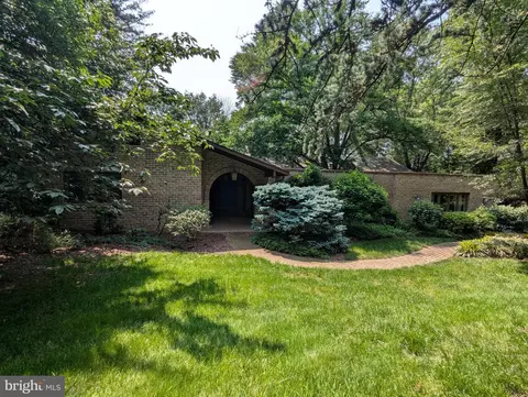 10 Stanyon Rd, York, PA 17403
