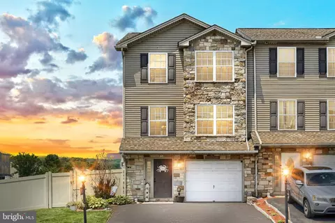 965 Rachel Dr, York, PA 17404