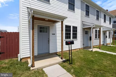 Exterior - 263 3rd St # B, Hanover, PA 17331 photo 2 of 8
