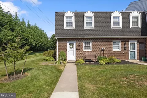 729 Hardwick Pl, York, PA 17404