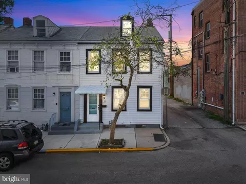 15 W South St, York, PA 17401