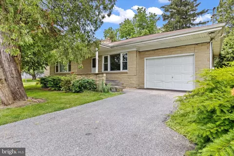 3415 E Market St, York, PA 17402