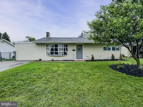 1416 Dartmouth Rd, York, PA 17404