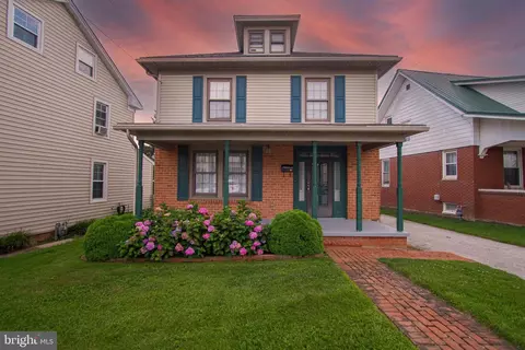23 Ridge Ave, Hanover, PA 17331