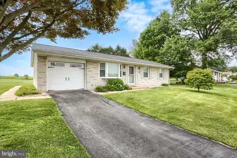201 N 7th St, Wrightsville, PA 17368