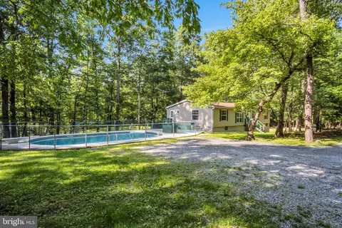 210 Laurel Run Rd, Dillsburg, PA 17019