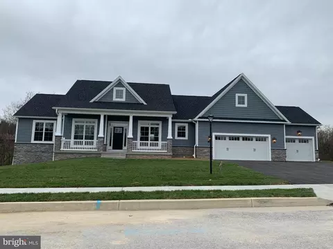 116 Onyx Dr #51, Hanover, PA 17331