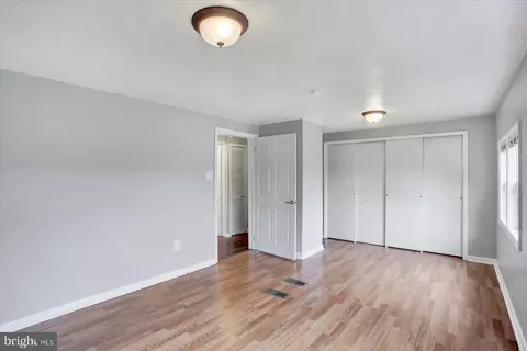 46 E High St, Windsor, PA 17366 photo 19
