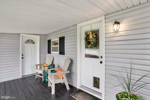46 E High St, Windsor, PA 17366 photo 27