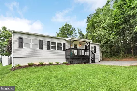46 E High St, Windsor, PA 17366 photo 36