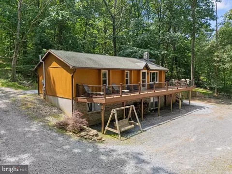 877 Glenville Rd, Glenville, PA 17329
