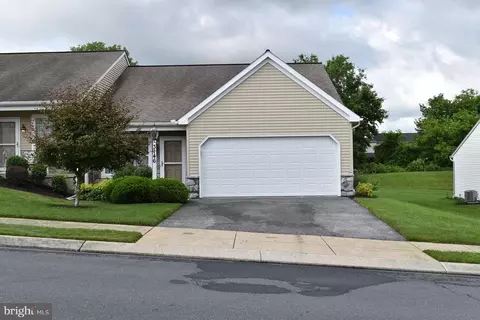 3146 N Wynd Ave, Dover, PA 17315