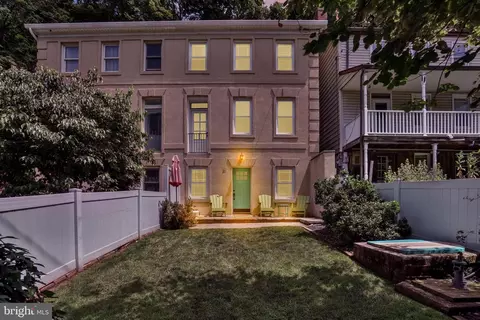 21 E Main St, Railroad, PA 17355