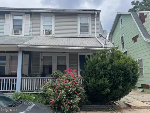 341 E Poplar St, York, PA 17403
