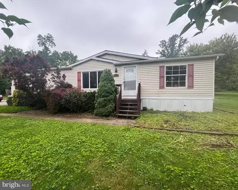 417 Old York Rd, Dillsburg, PA 17019