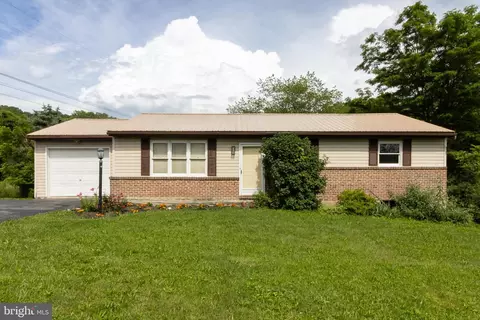 25 Pheasant Run, York Haven, PA 17370