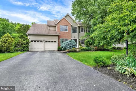 857 Willow Ridge Ct, York, PA 17404
