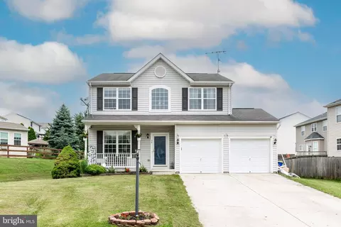 38 Menlena Cir, Hanover, PA 17331