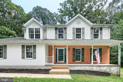 417 Salt Lake Rd, Fawn Grove, PA 17321