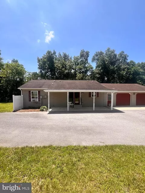4785 Baer Vly, Hellam, PA 17406 photo 2